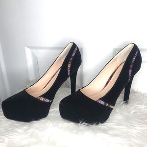 Black Velvet Heels sz9